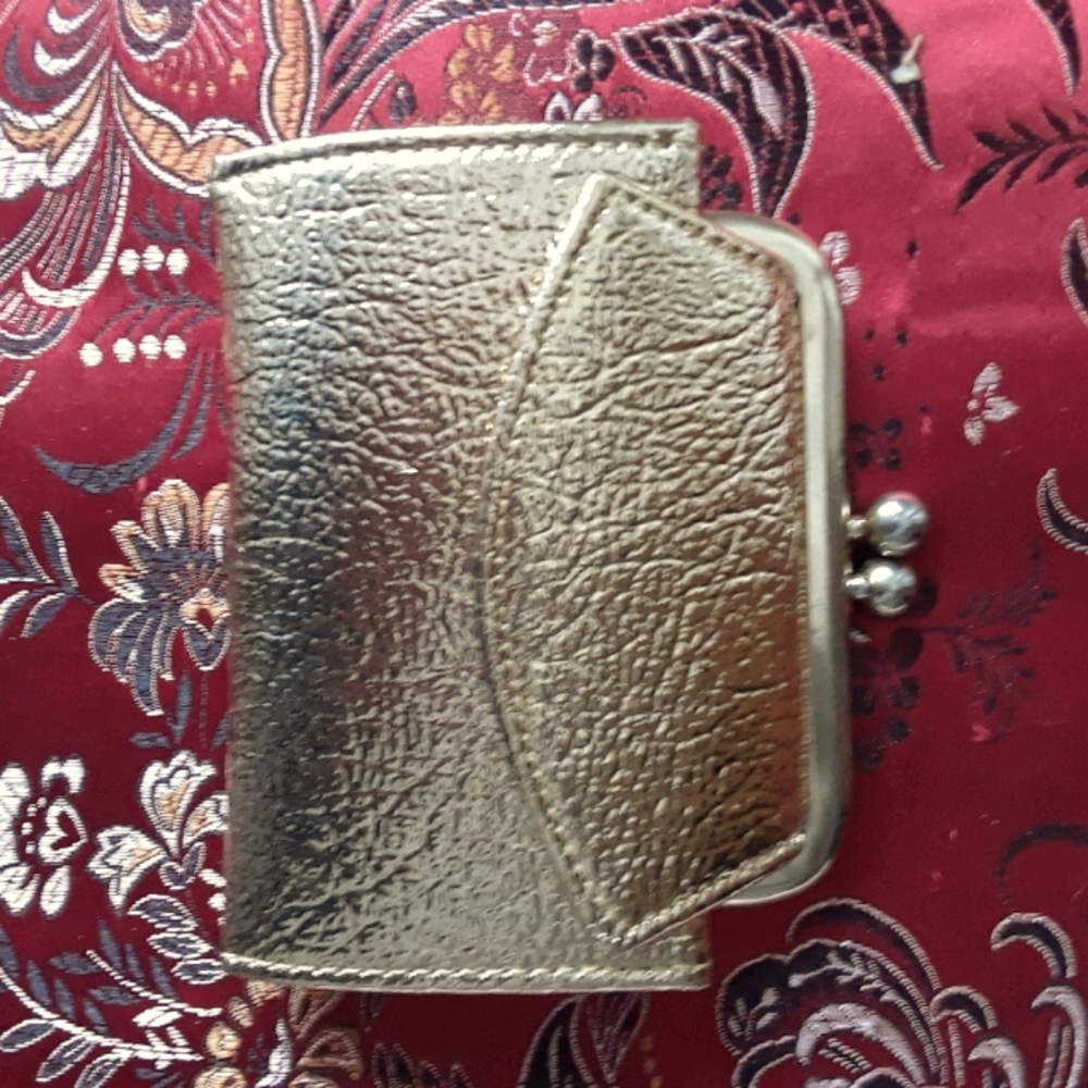 Vtg St Thomas Gold Coin Purse